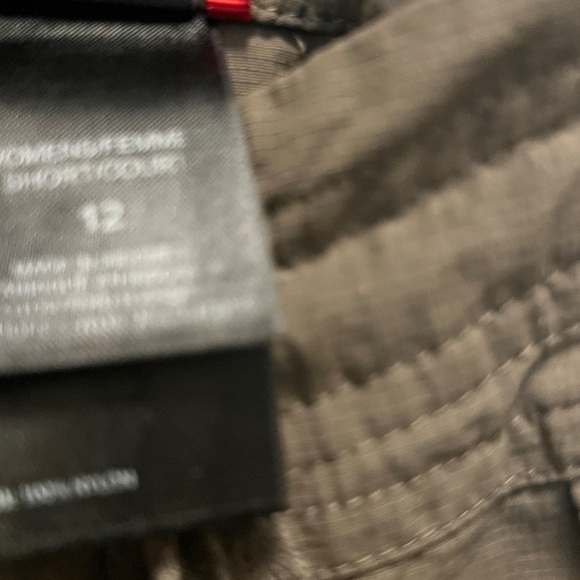 The North Face Women's Olive Horizon Tempest Hiking Convertible outdoors Pants - Picture 5 of 11